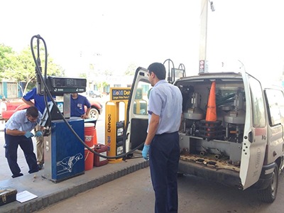 No hay control metrológico de surtidores